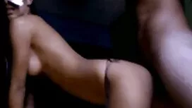 Phụ nữ xxx hay khong ...