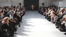 Người Nga trưởng thà ...