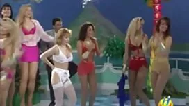 Tuyệt vời bà mẹ già  ...