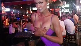 Cô gái điếm Alyssa L ...