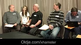 Mẹ Nikita von James  ...