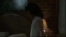 Mông cong Yui khoe t ...
